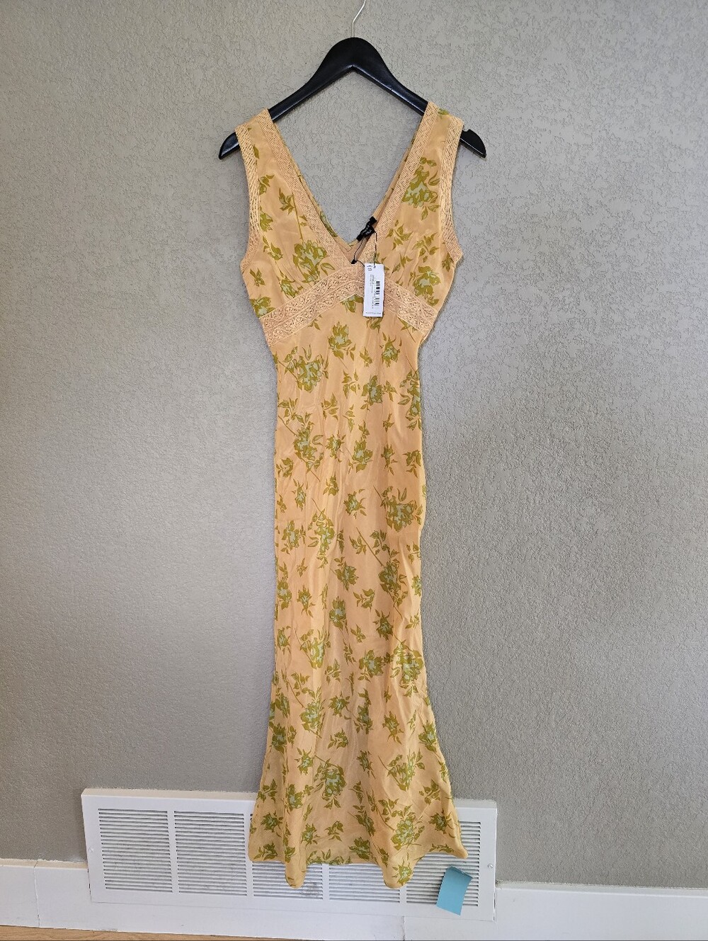 Nasty gal Floral Lace Insert Plungemaxi Dress Size 2 New With Tags